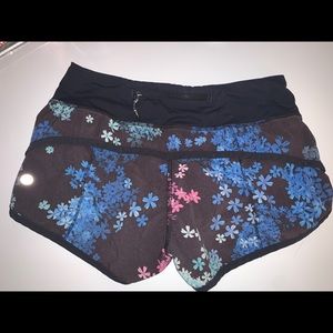Lulu lemon Run Speed Short Floral Petal Pop